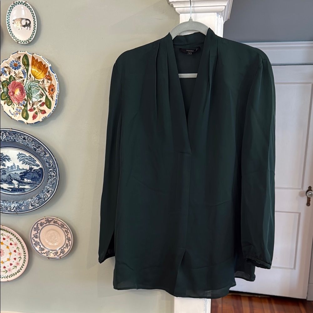 Theory 100% silk Blouse